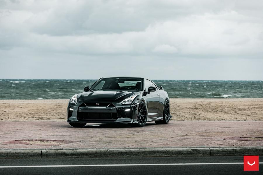  Nissan GT-R on Vossen Wheels (HF-5) 2020 года  (фото 25 из 48)